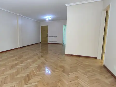 Ameabar 1800 , Piso 4