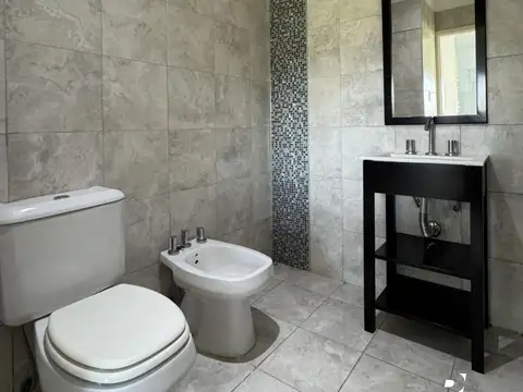 EXCELENTE CASA EN VENTA - Campos de Roca II