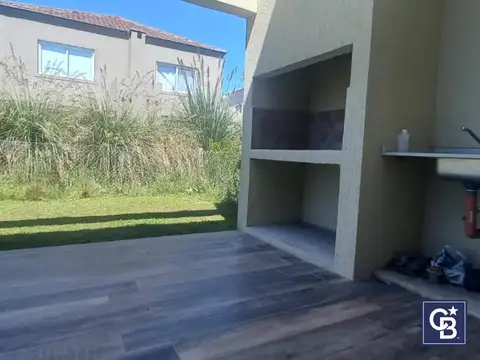 Depto Tipo Casa en Venta de 3 dormitorios