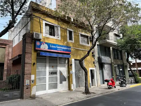 Vendo Local en planta baja y casa en planta alta zona tribunales