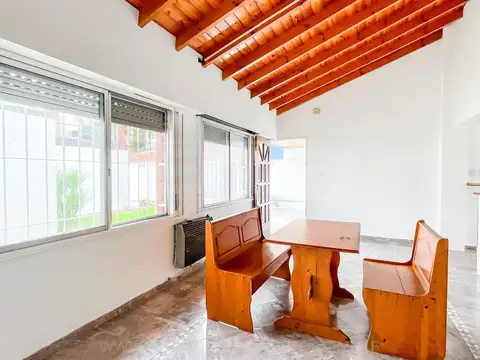 Casa en Venta en Carapachay, USD 230.000