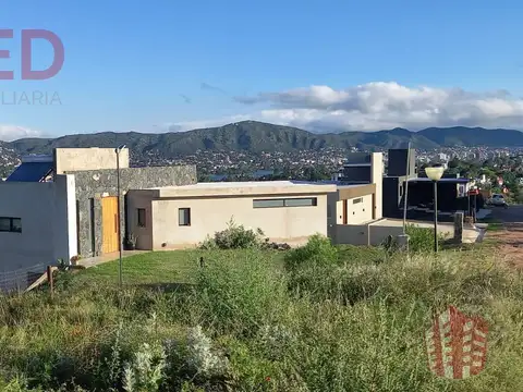 Terreno en Venta en Villa Del Lago, USD 49.000