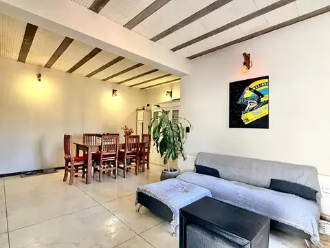 Departamento 3 ambientes planta baja con patio y cochera en venta en lujan sin expensas