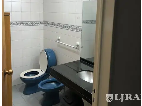 Local en Venta 30 años