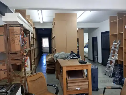 Depósito en Parque Patricios