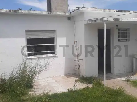 521 16 y 17 2100, Piso 0