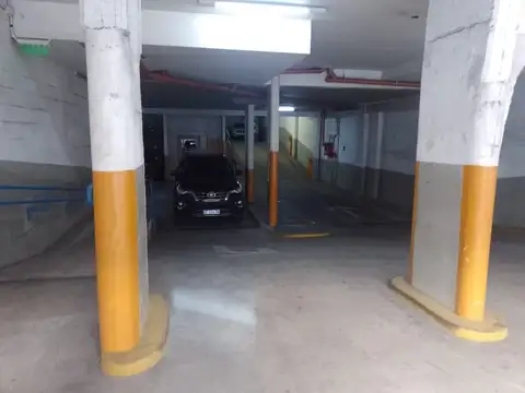 2 Cocheras en venta en Micro Centro