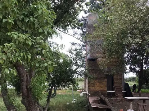 Venta Quinta lote 4 Has en Zarate Zona Industrial.