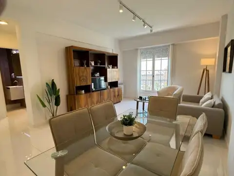 2 ambientes con dependencia y 2 baños, 60 metros. Reciclado hecho a nuevo