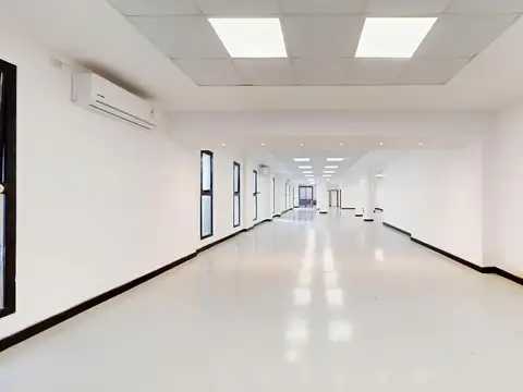 VENTA | LOCAL EN DOS PLANTAS | 523M2