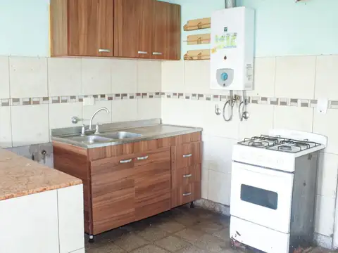 Casa 3 ambientes con 2 baños