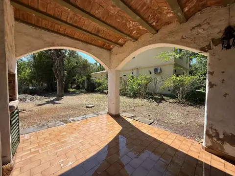 CASA EN VENTA - EL BOSQUE