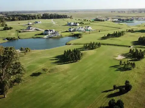 Terreno en Venta de 893,0 m2