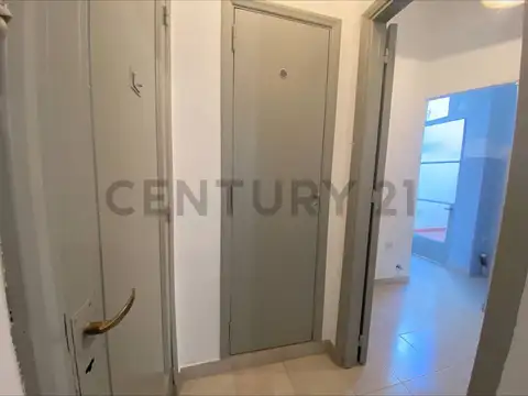 Departamento en venta de dos dormitorios en planta baja. La Plata