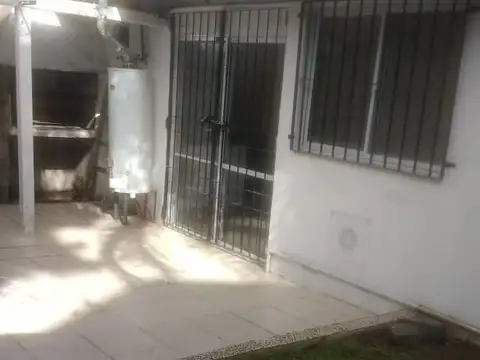 Manuel Belgrano 6617. WILDE 6600