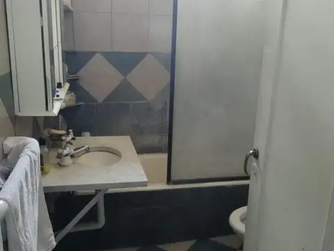 Casa en Venta en Castelar Norte, USD 270.000