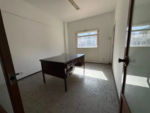 EXCELENTE OFICINA GALERIA ROSARIO