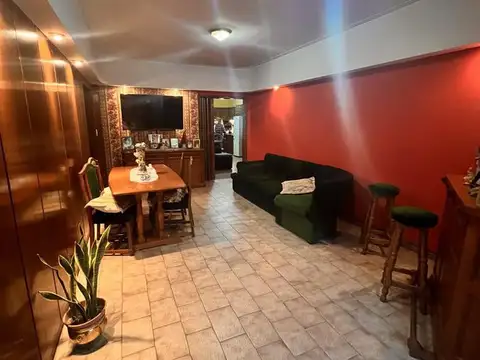 Depto Tipo Casa en Venta de 4 ambientes