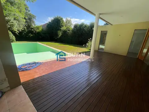 Casa en Venta de 4 dormitorios