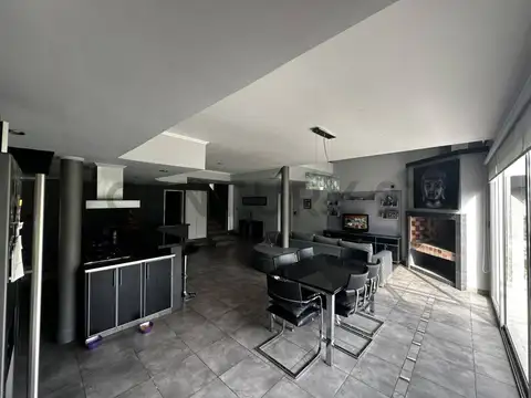 Casa en Venta en Francisco Alvarez, USD 295.000