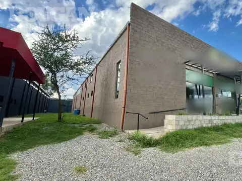 Galpon en Venta 17  mts Frente