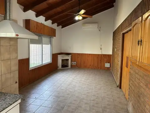 Casa en Venta en Colinas De Funes, USD 125.000