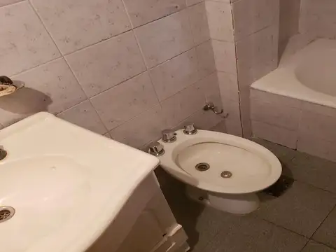 Departamento en Alquiler en Almagro, $ 950.000