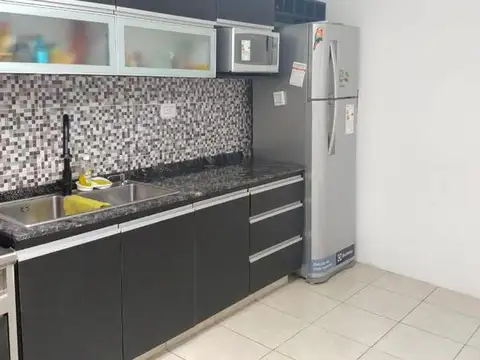 Venta Casa 2 dormitorios con cochera - Tiro Suizo, Rosario