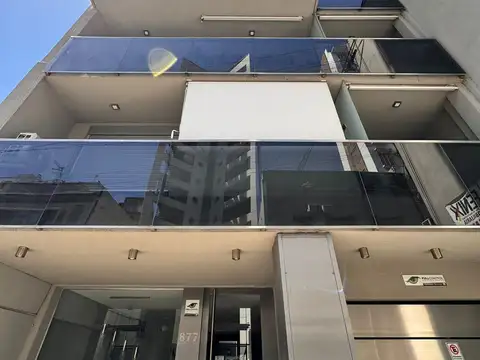 COCHERA - CUBIERTA - FACIL ACCESO - COMODIDAD – DISPONIBILIDAD