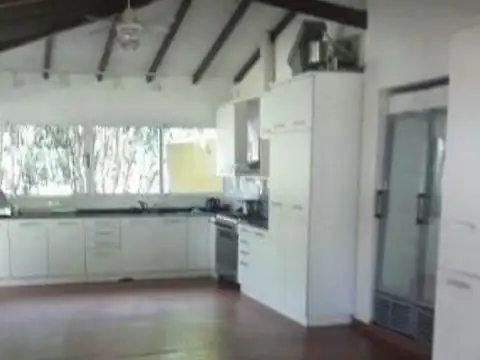 Luis Maria Drago 2500