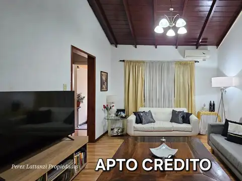 Venta Casa 4 amb  480 m2 de terreno en Villa Ballester