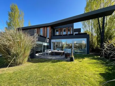 Casa en Alquiler Temporal de 4 dormitorios