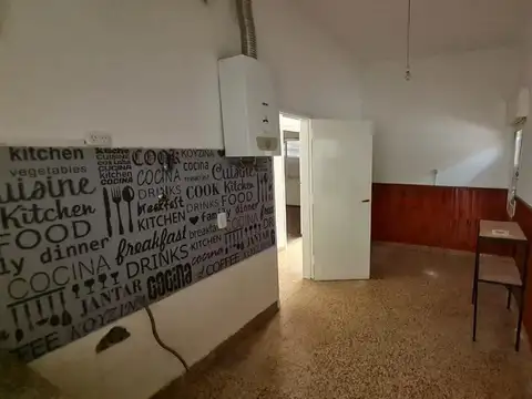 Casa 3 ambientes con 1 baño