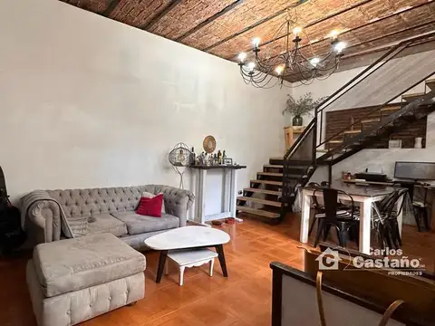 Depto Tipo Casa en Venta de 4 ambientes
