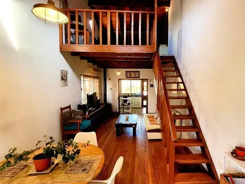 Casa 5 ambientes con 1 baño