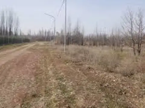 Rincon Lindo, Mza C, Lote 100