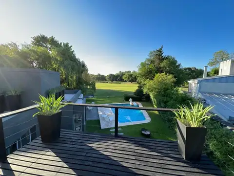 Highland Park CC, venta casa moderna al golf