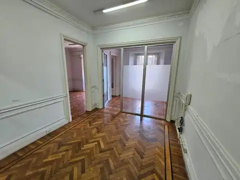 Av. Santa Fe 800, Piso 8