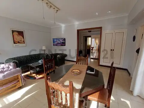 Santa Fé 1800, Piso 8