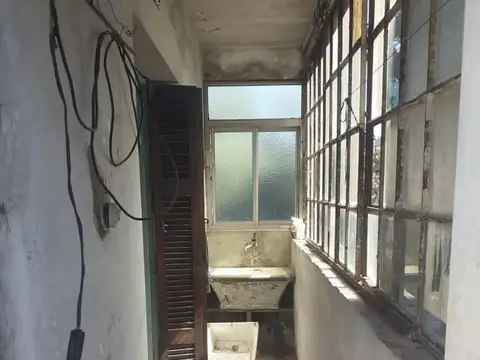 Depto Tipo Casa en Venta de 5 ambientes