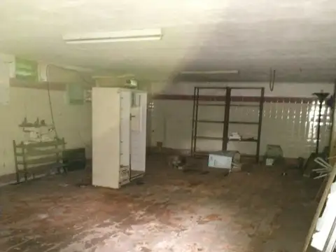 Casa 6 ambientes con 5 baños