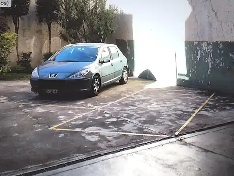 Cochera en Venta Descubierta