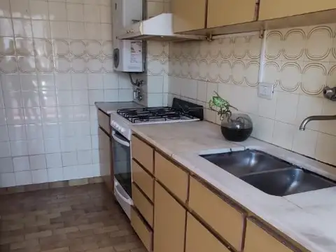 Montevideo 375 - 5 piso exclusivo