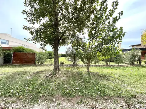 Terreno en Venta en Puerto Roldan, USD 119.000