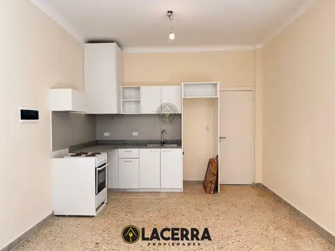 PH 2 ambientes amplio con patio Villa Ballester