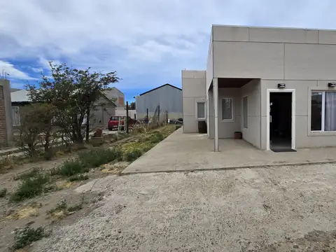 CASA 3 DORMITORIOS EN ALQUILER BARRIO ARENALES