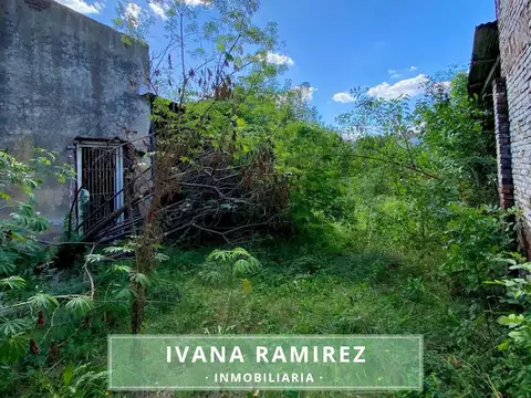 Terreno Con Mejoras, Ideal Inversores, Excelente Ubicación - Luján Centro.