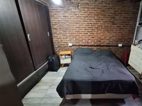 Casa 2 ambientes con 2 baños