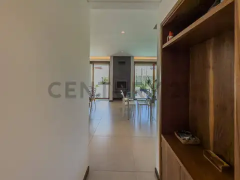 Casa en Venta en Ringuelet, USD 260.000