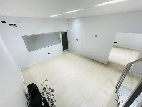 Galpon en Alquiler 24  mts Fondo